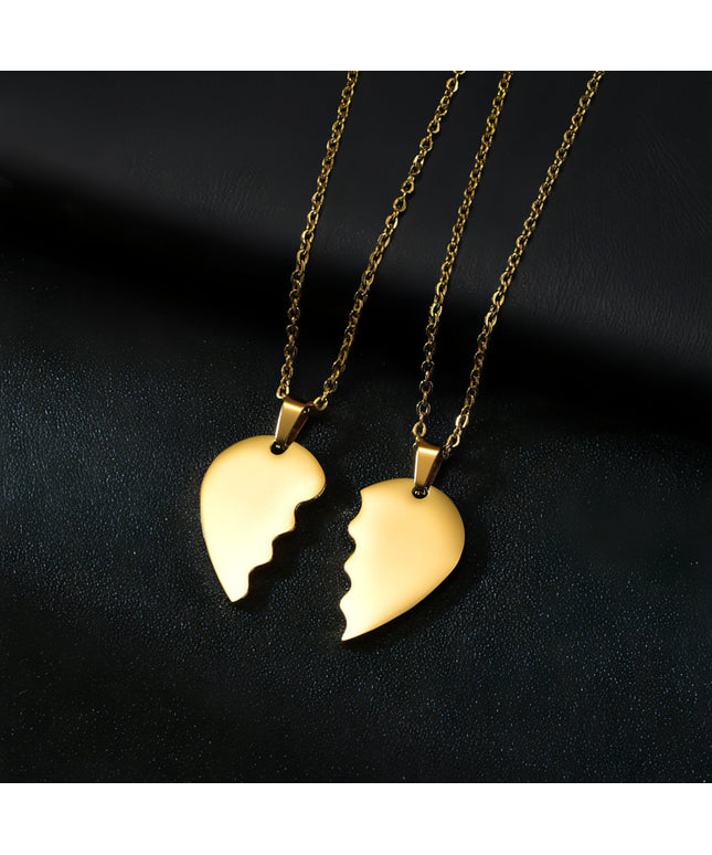 💞 Couple Heart Puzzle Necklace – Two Halves, One Love