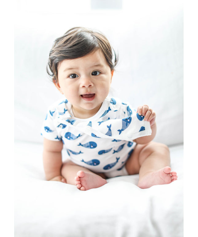 Smart Short Sleeve Baby Bodysuit + Bib - Blue Whale