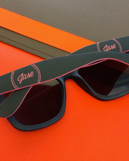 Jase New York Avery Sunglasses in Atomic Pink