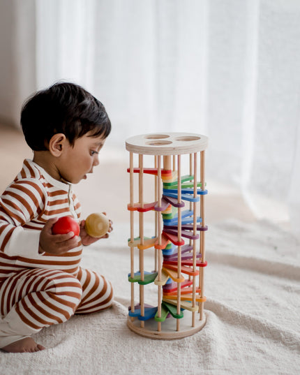 QToys Australia (USA) Pound A Ball Tower