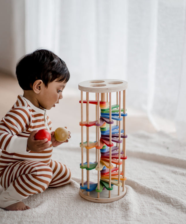 QToys Australia (USA) Pound A Ball Tower