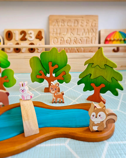 QToys Australia (USA) Woodland Animal Play Set