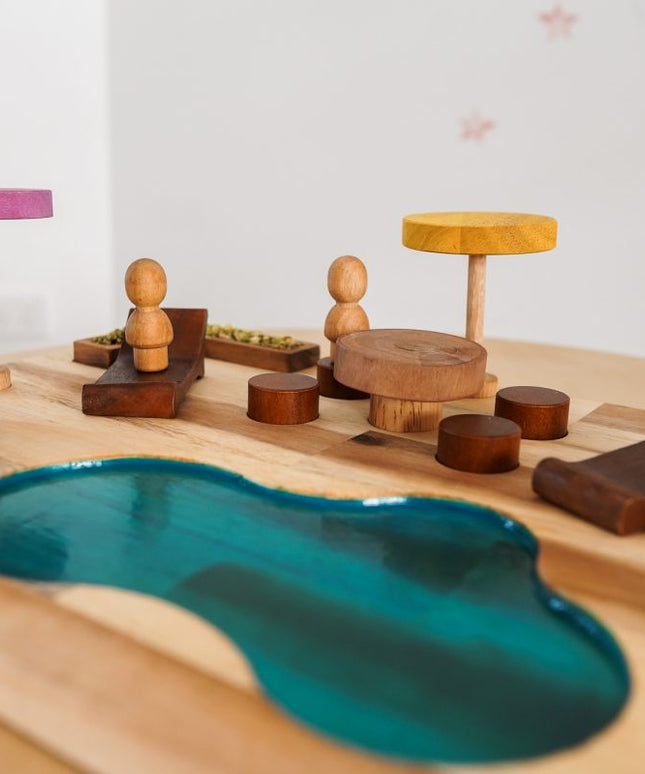 QToys Australia (USA) GNOMES RESORT