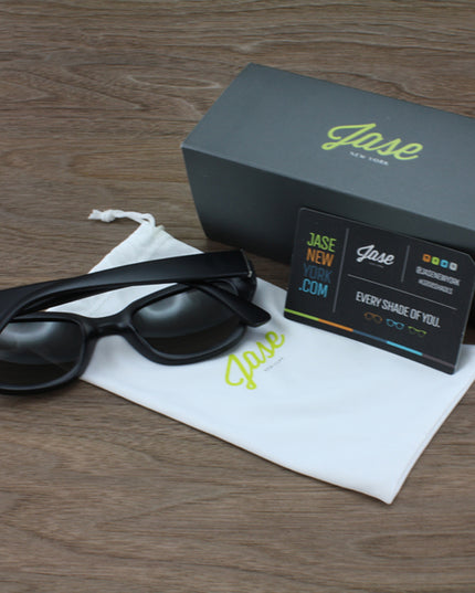 Jase New York Delano Sunglasses in Matte Black