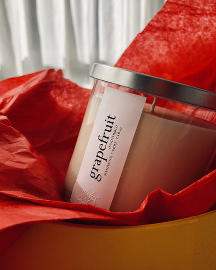 grapefruit scented candle