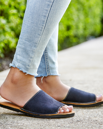 The Oceana Leather Slide Sandal